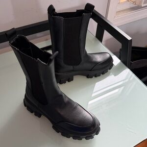 Fashion Nova Black Chunky Ankle Boots